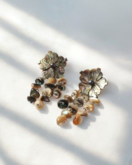 Earrings - Tai Chung Jewellery
